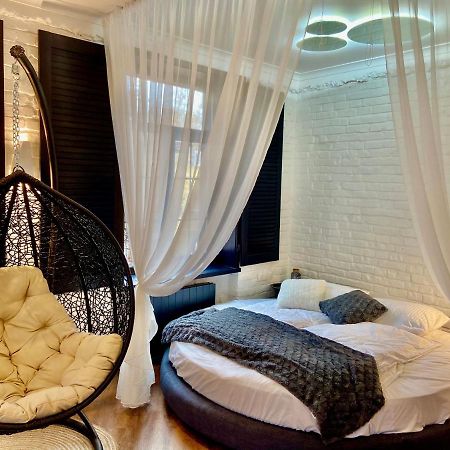 Romantic Apartment On Andriivskyi Kiev Bagian luar foto